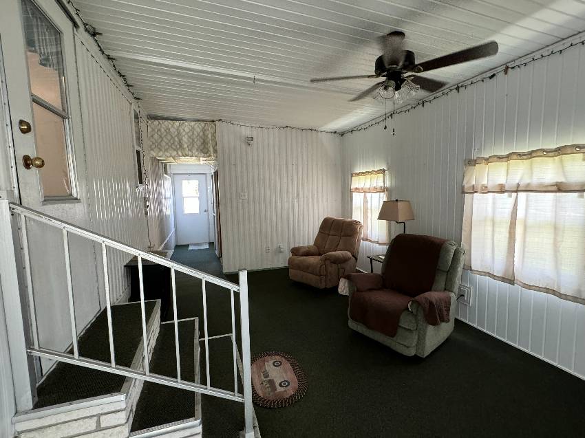 315 Murray Drive a Lakeland, FL Mobile or Manufactured Home for Sale